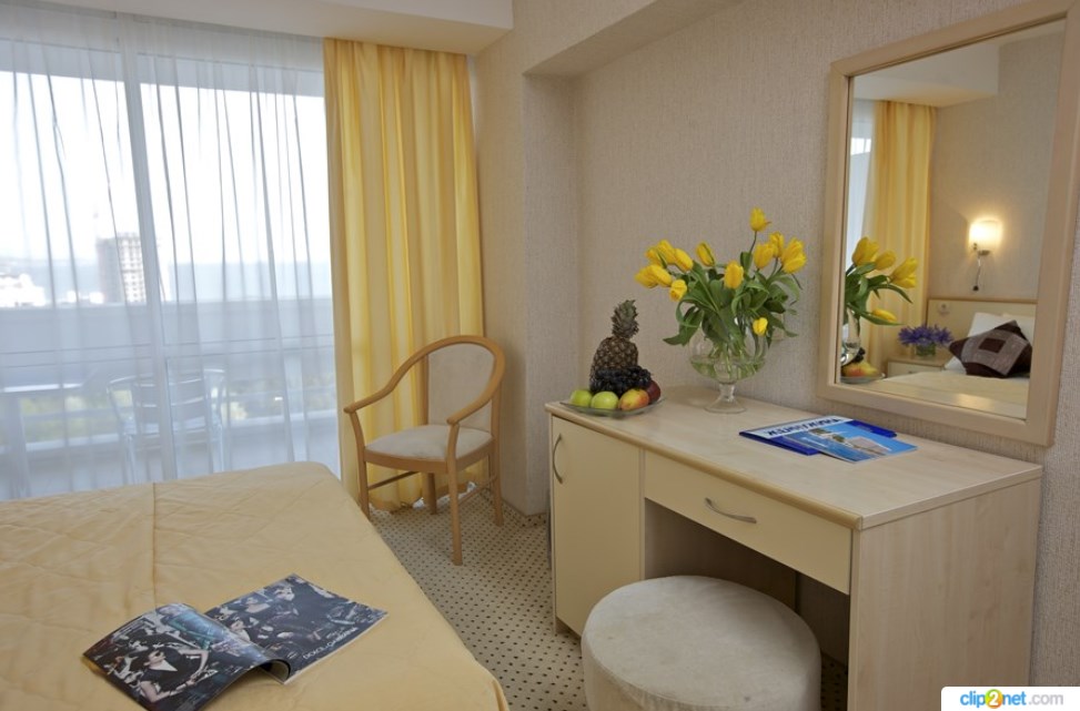 Standard with two separate beds